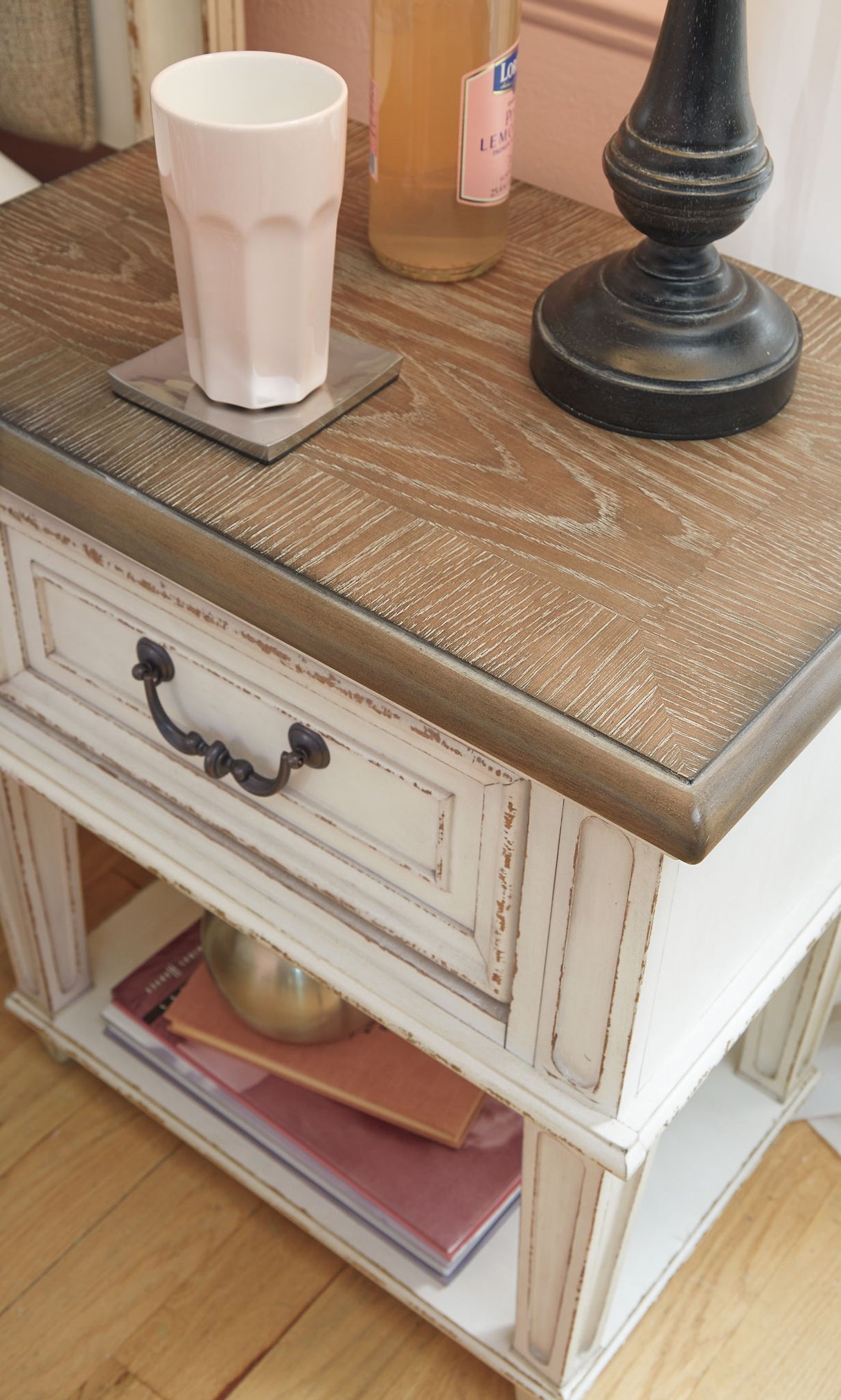 Realyn - One Drawer Night Stand - Chipped White