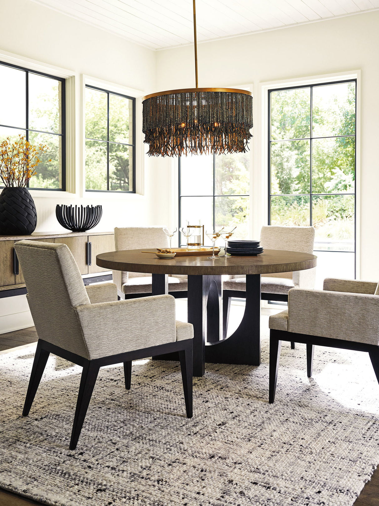 Zanzibar - Regent Round Dining Table - Light Brown / Black