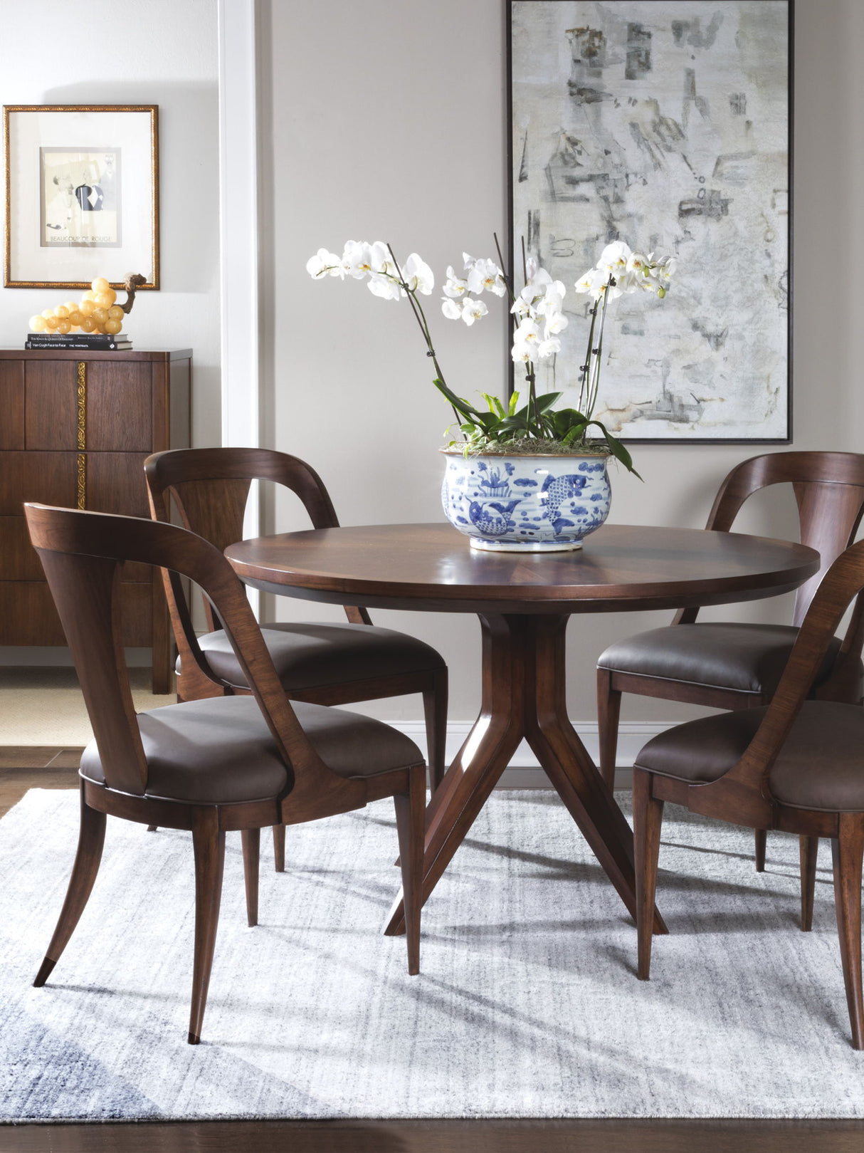 Signature Designs - Beale Round Dining Table - Dark Brown