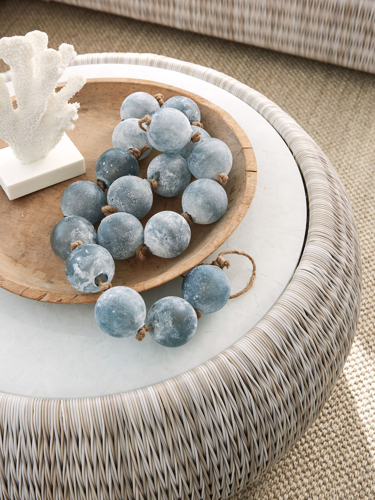 Seabrook - Round Cocktail Table - White