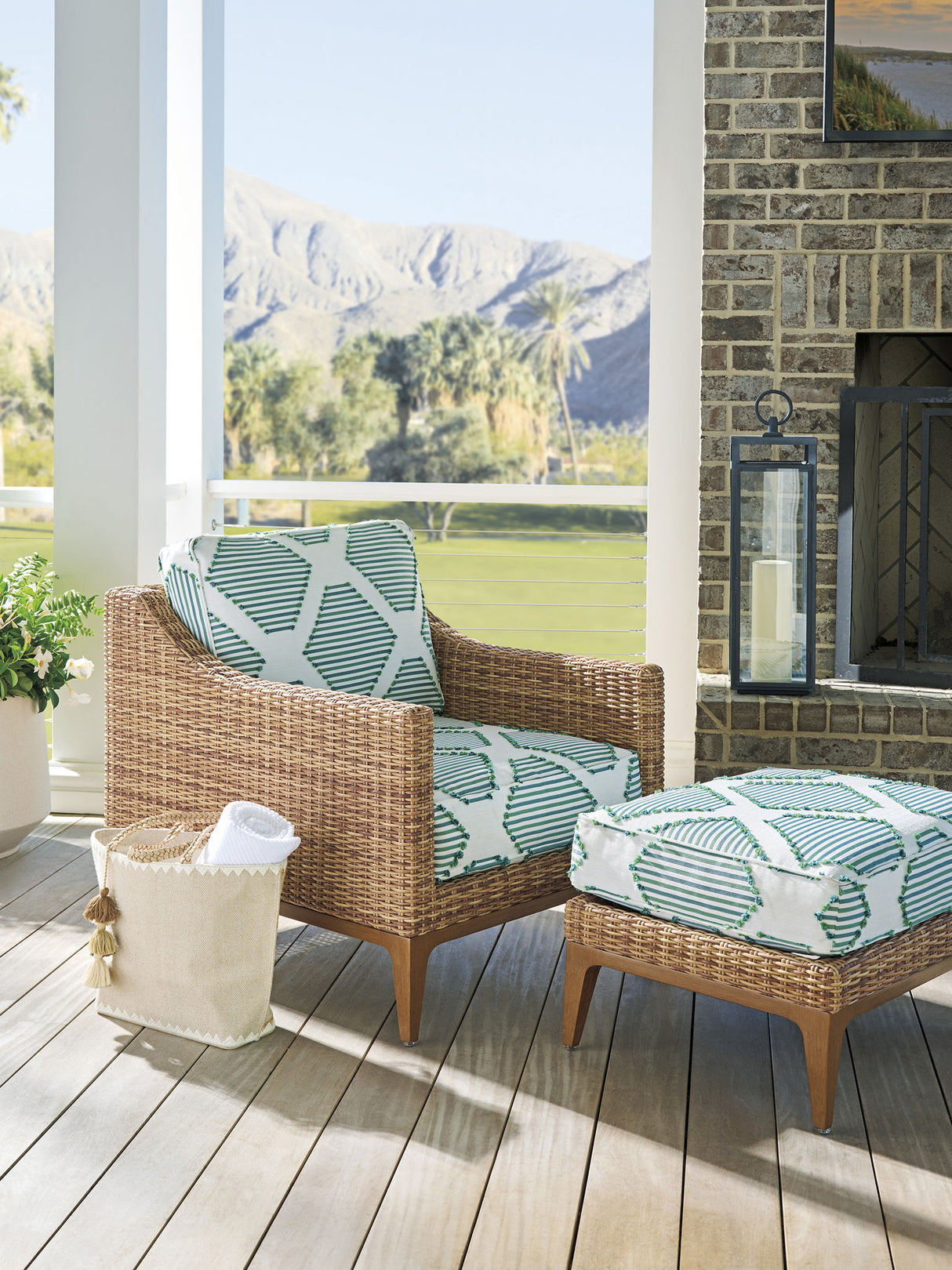 Palm Desert Poolside - Lounge Chair - Dark Brown / Light Blue