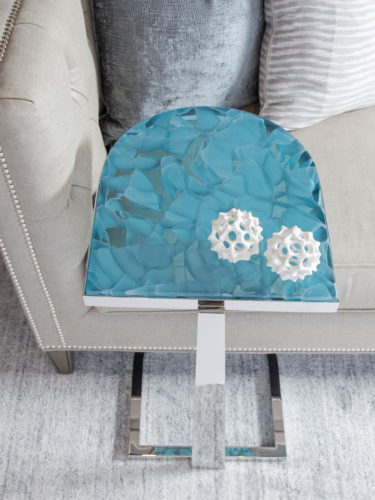 Signature Designs - Placido Spot Table - Light Blue