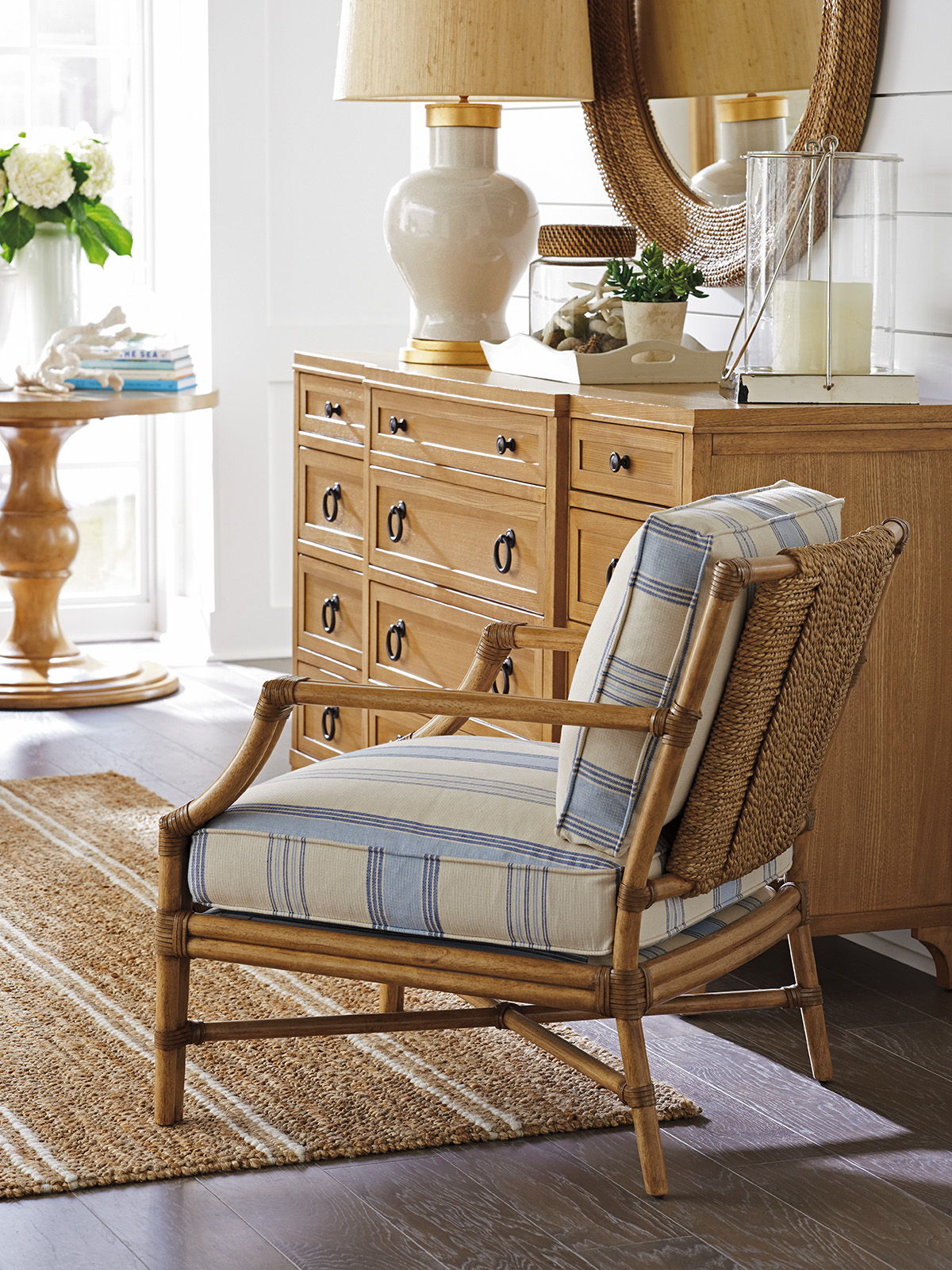 Newport - Garnet Breakfront Dresser