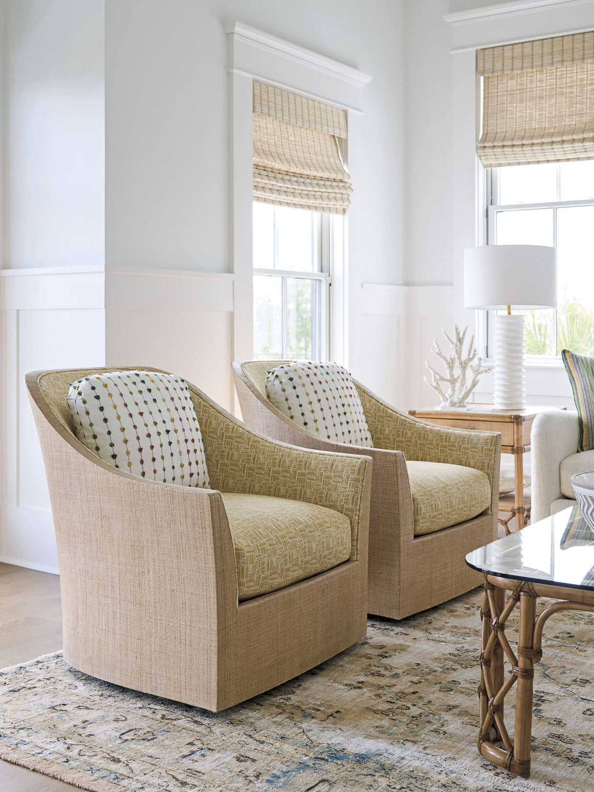 Key Biscayne - South Pointe Swivel Chair - Light Brown / Beige