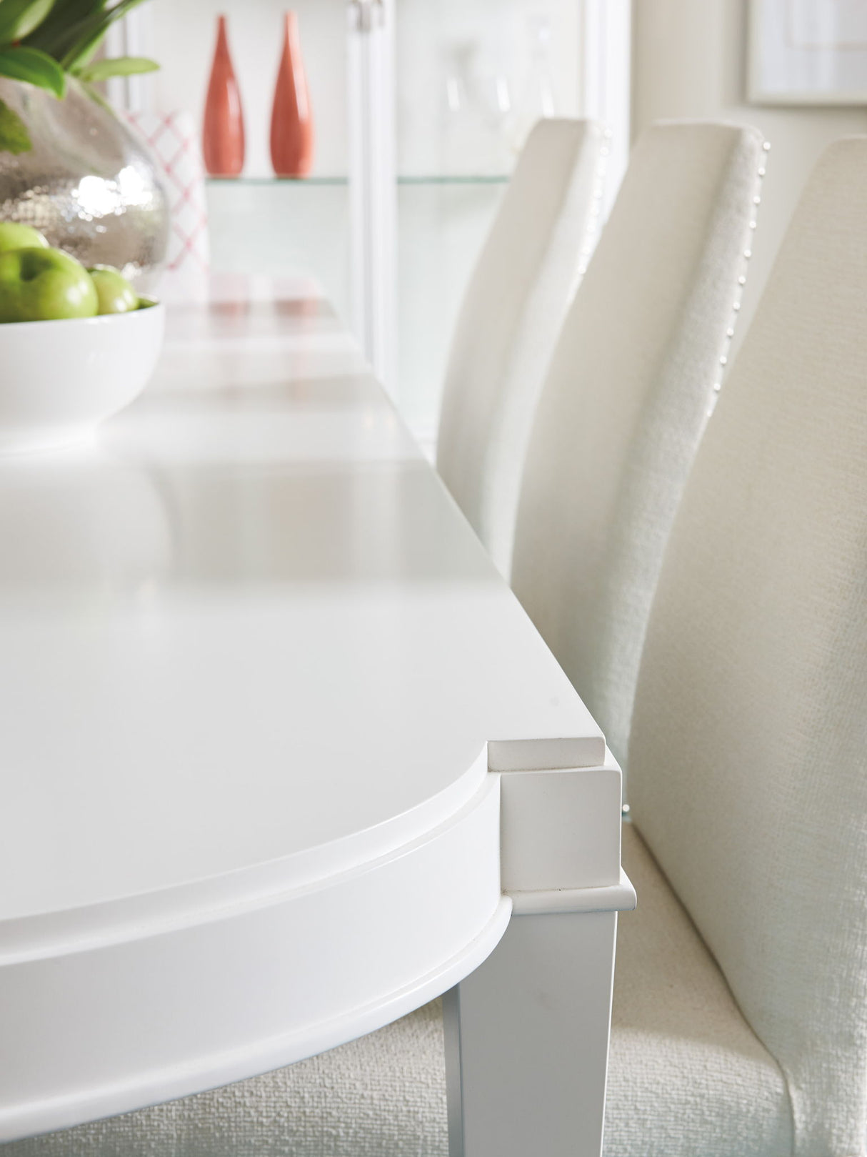 Avondale - Vernon Hills Rectangular Dining Table - White