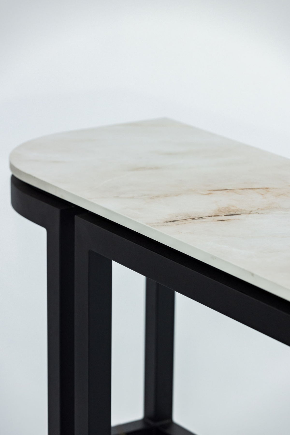 Malibu - Table