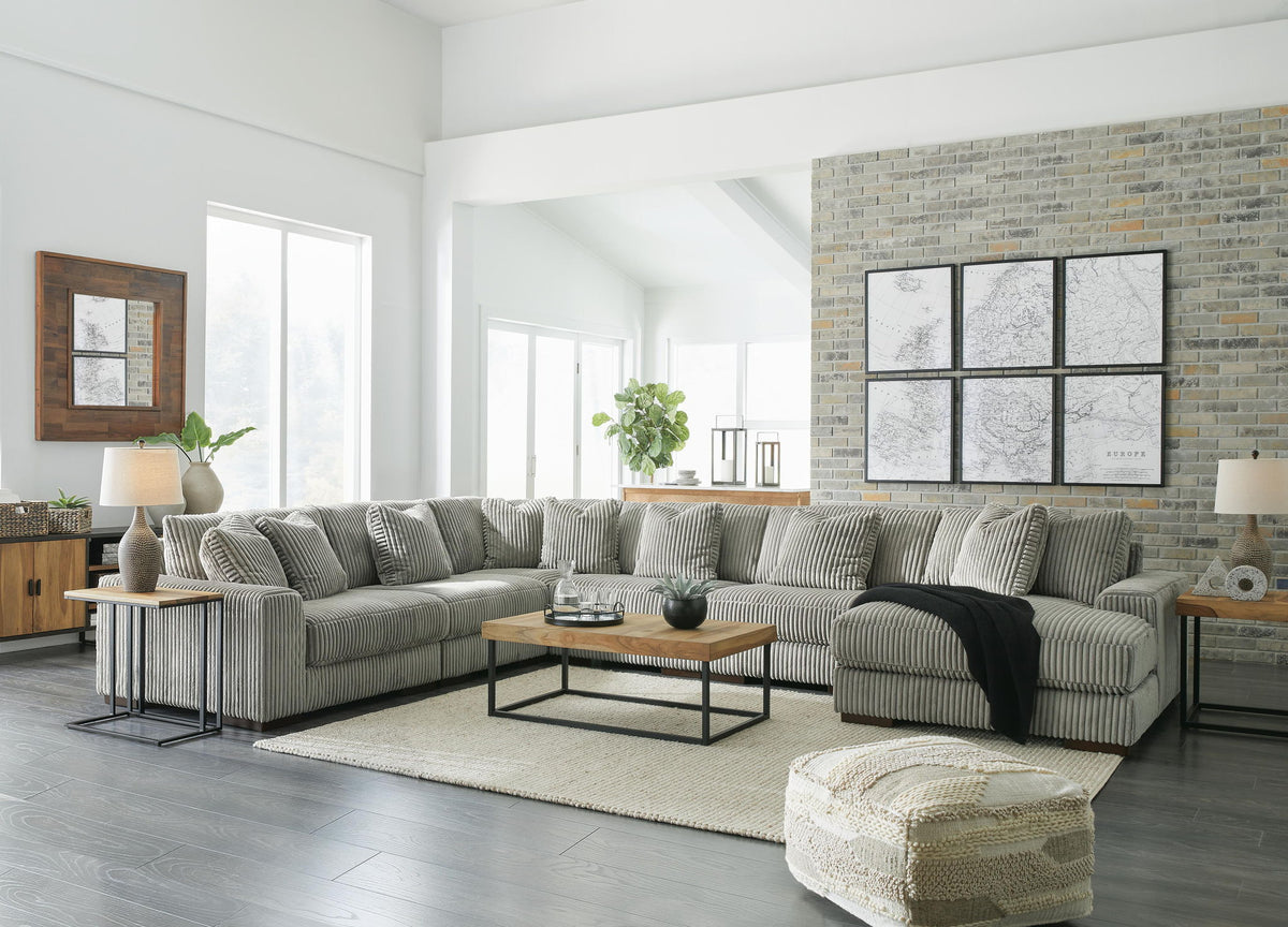 Lindyn - 6 Piece Sectional