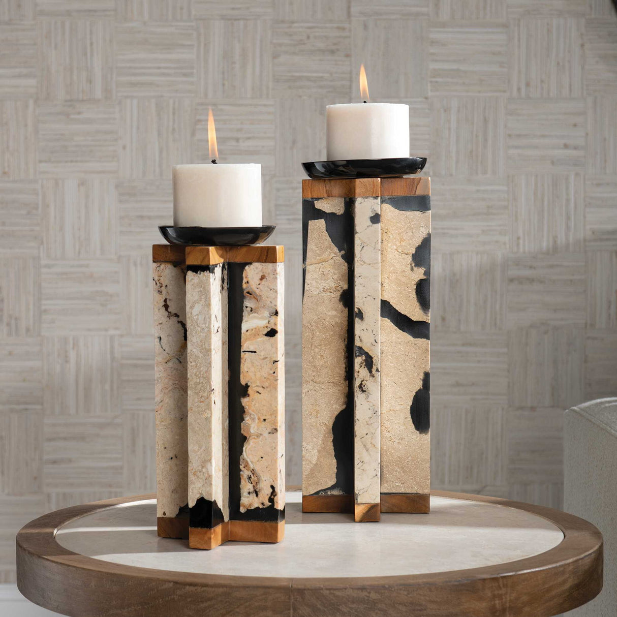 Illini - Stone Candleholders, Set Of 2 - Black & White