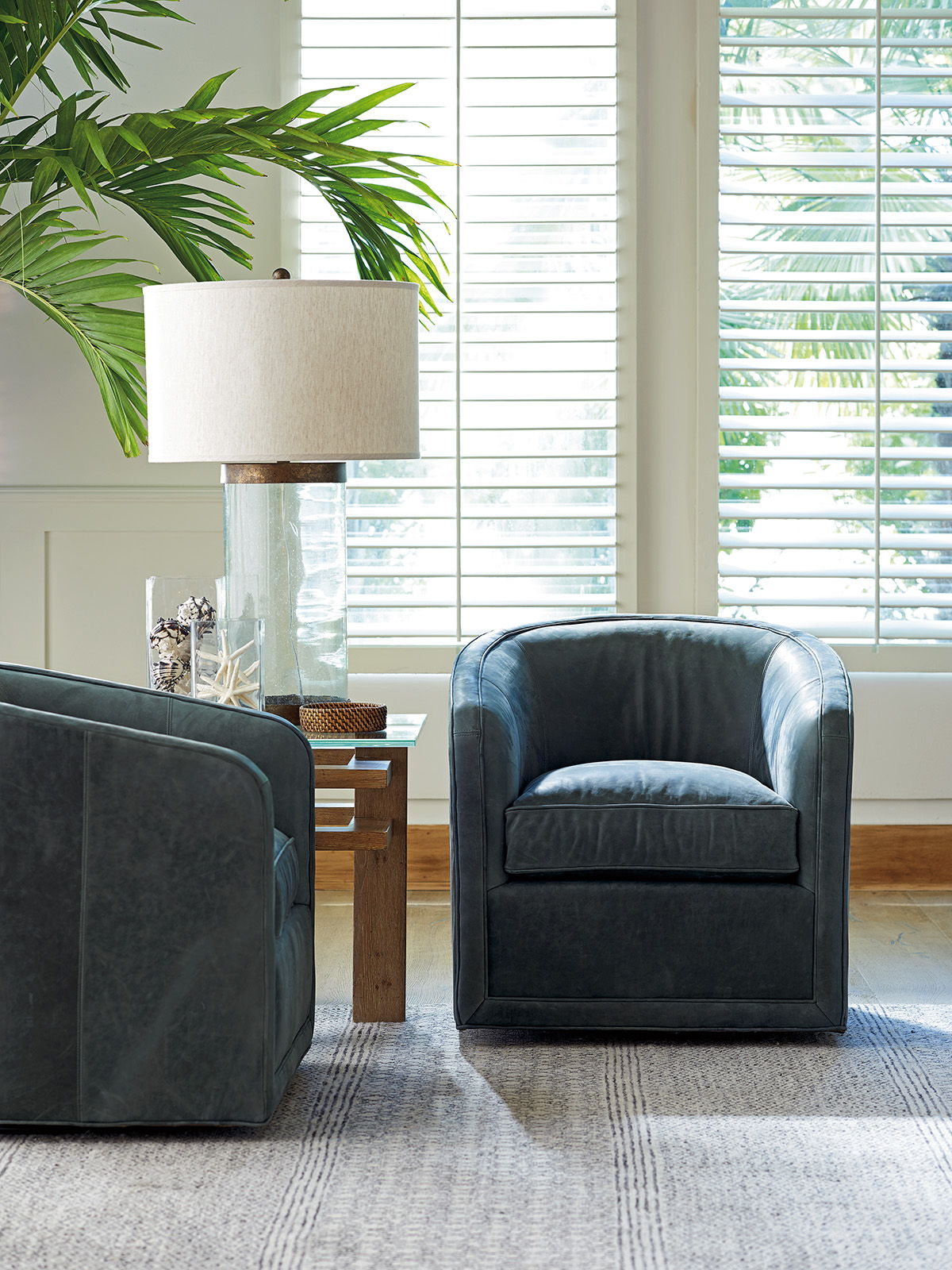 Los Altos - Colton Swivel Chair