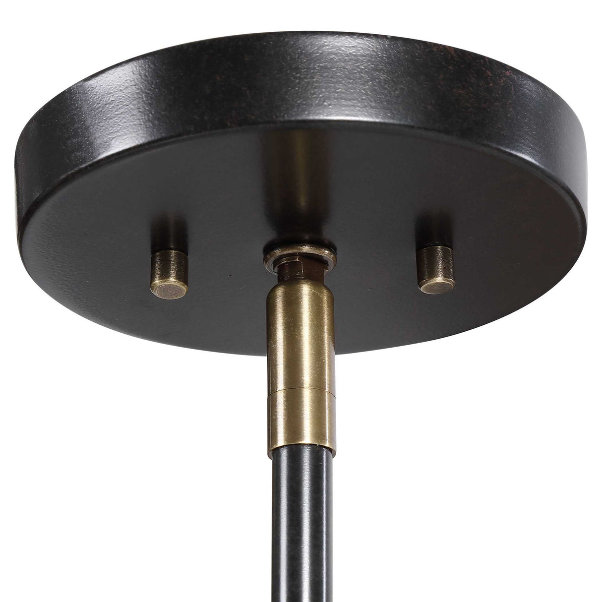 Telesto - 8 Light Linear Pendant - Gold