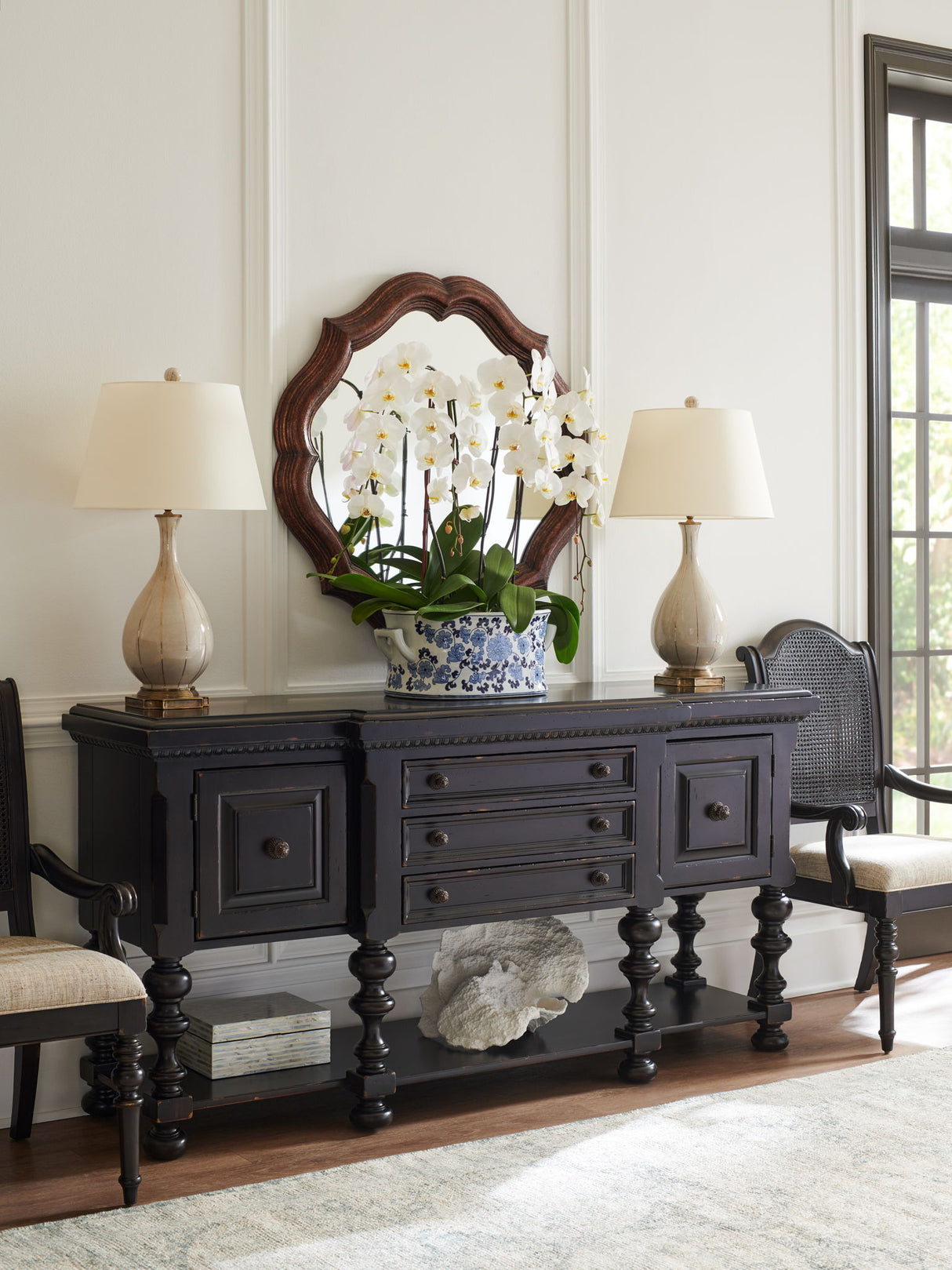 Kingstown - Regiment Huntboard - Dark Brown