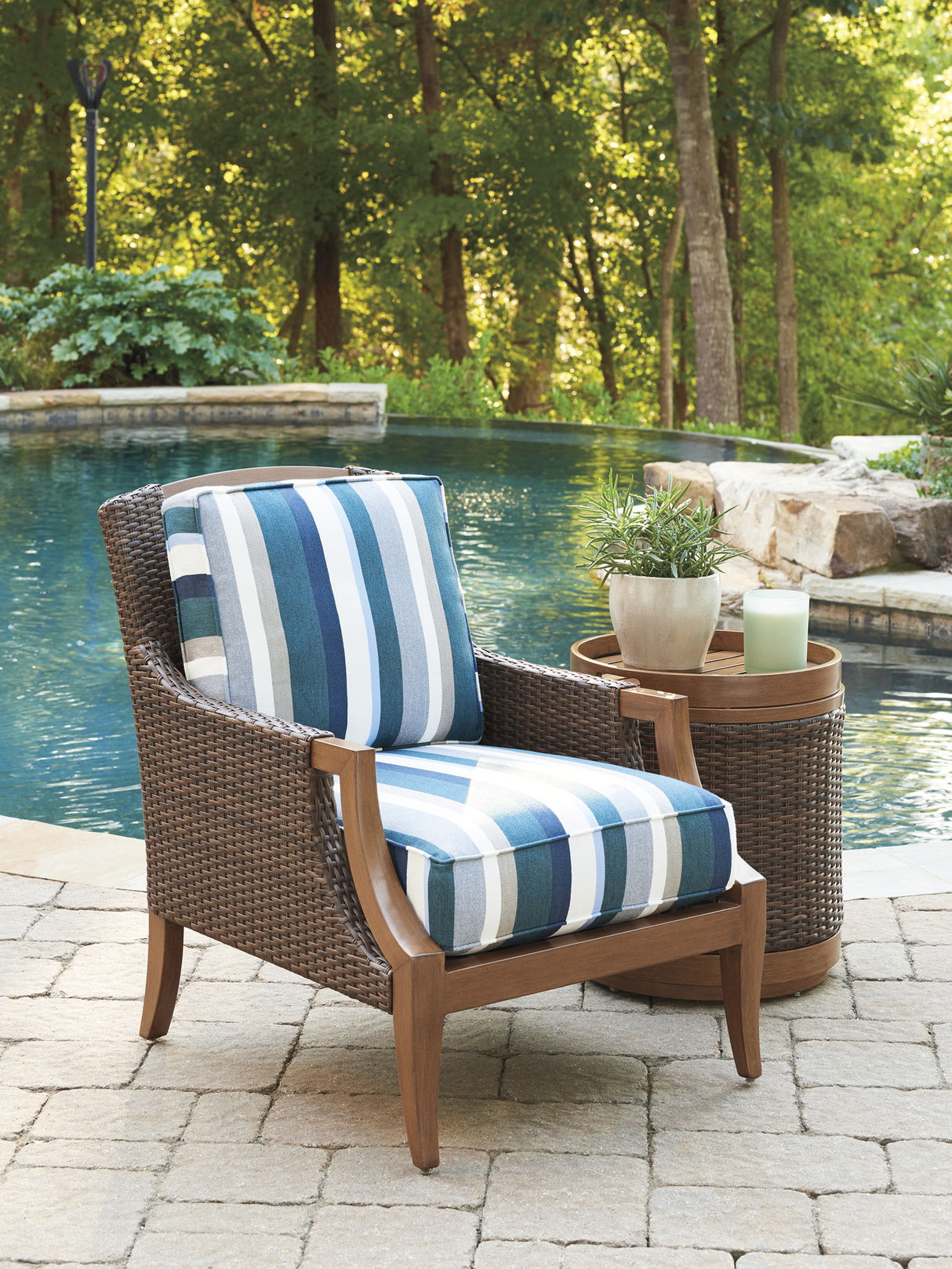 Harbor Isle - Wood Lounge Chair - Dark Brown