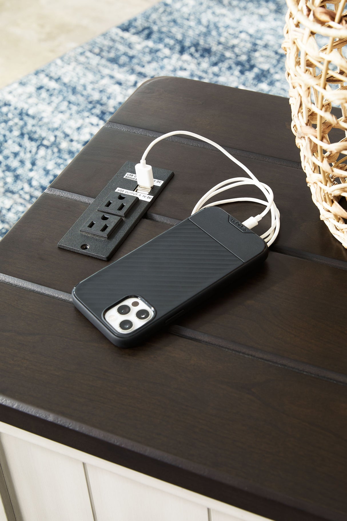 Darborn - Chair Side End Table - Gray / Brown