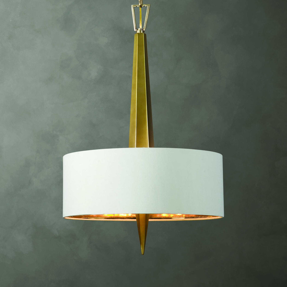 Obeliska - 3 Light Chandelier - Gold