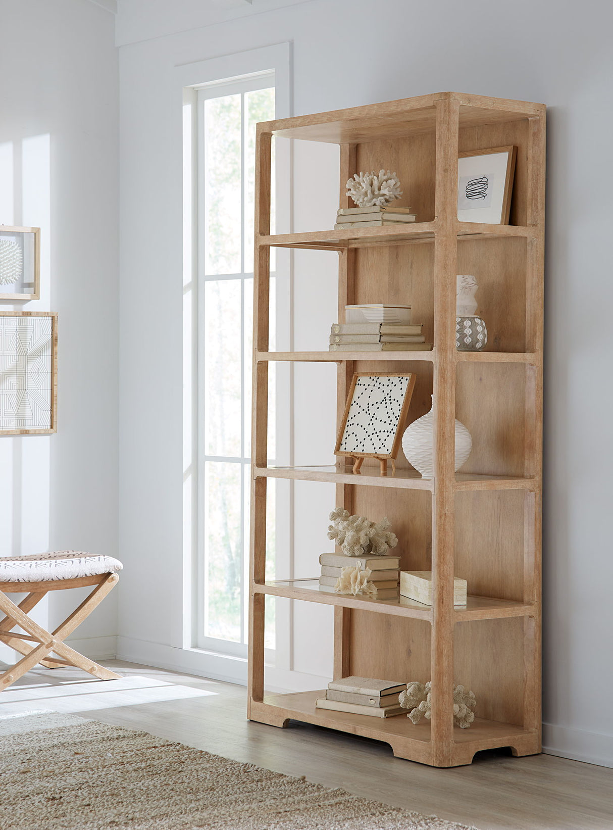Retreat - Etagere - Beige