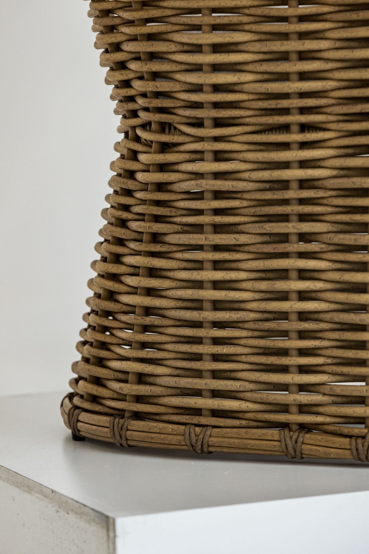 Playa - Dining Chair - Light Brown / White