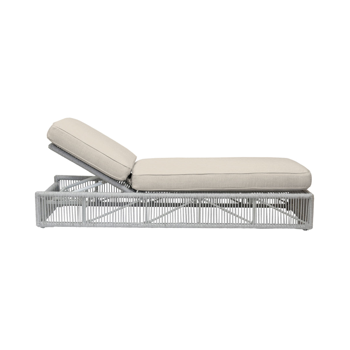Miami - Adjustable Chaise, With Self Welt - Echo Ash / Pearl Silver