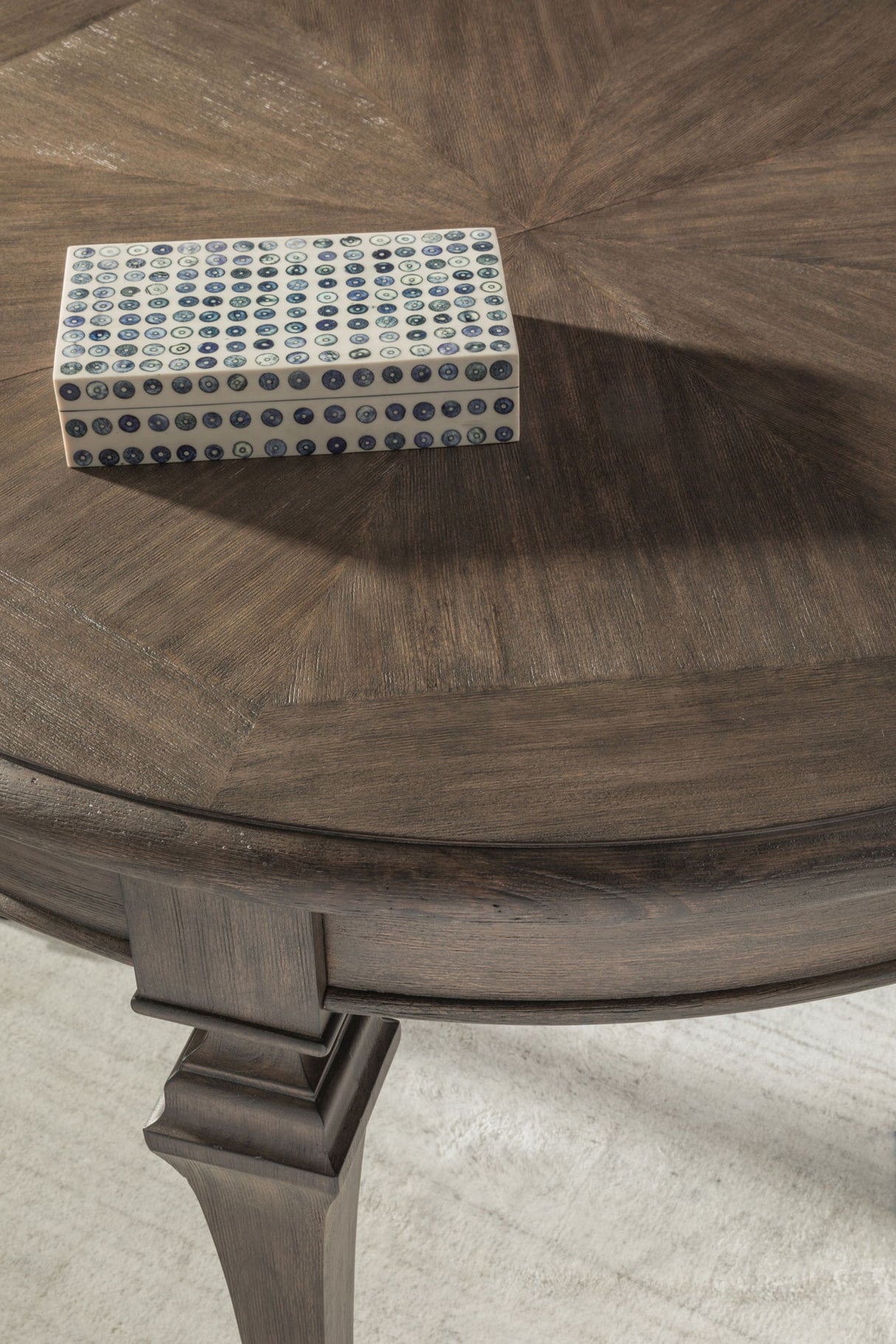 Cohesion Program - Aperitif Round/Oval Dining Table