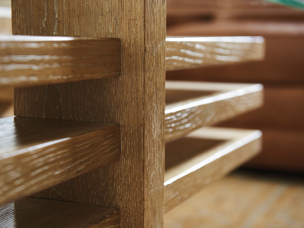 Los Altos - Calcutta Square Cocktail Table - Light Brown