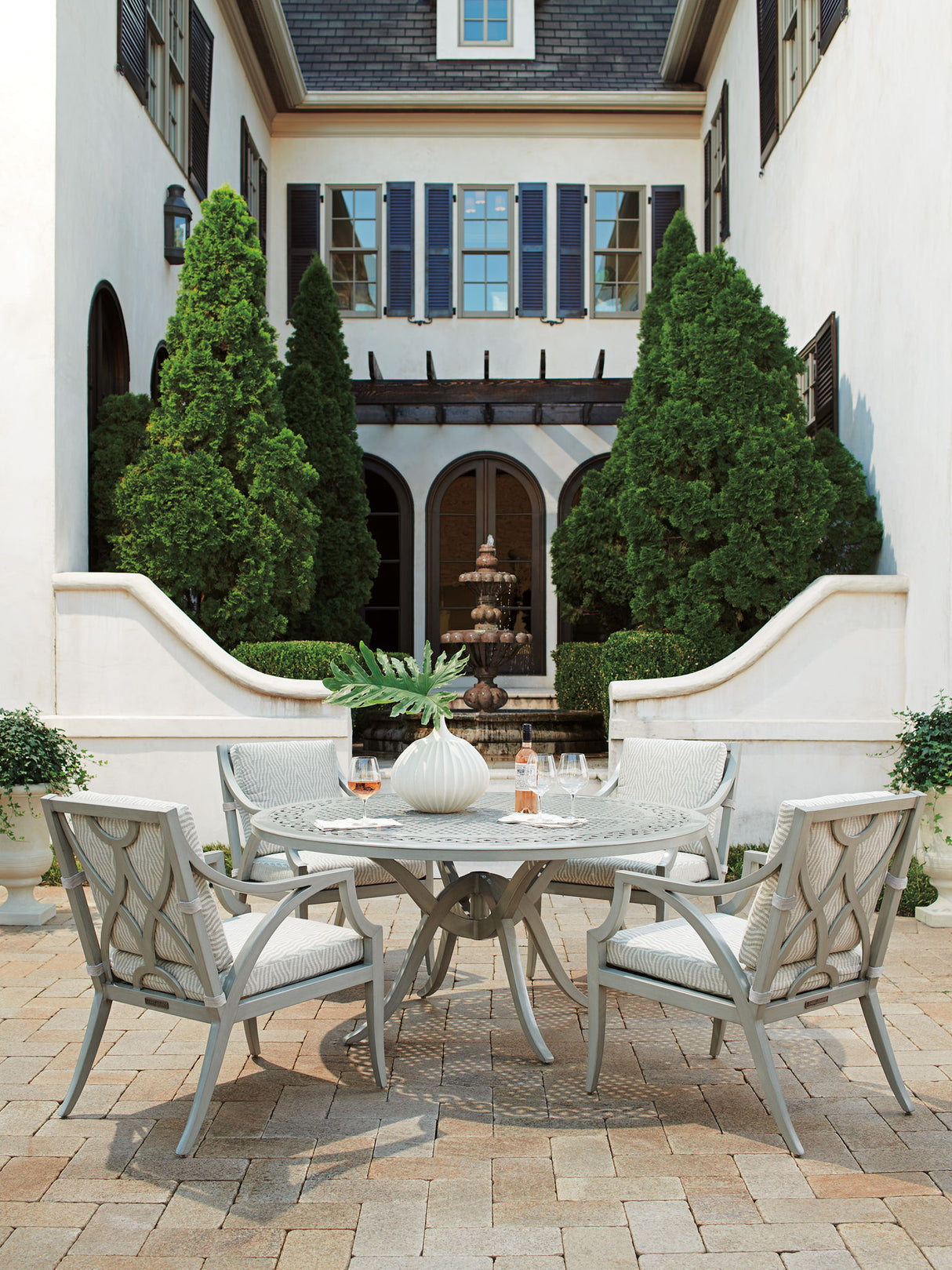 Silver Sands - Round Dining Table - Pearl Silver