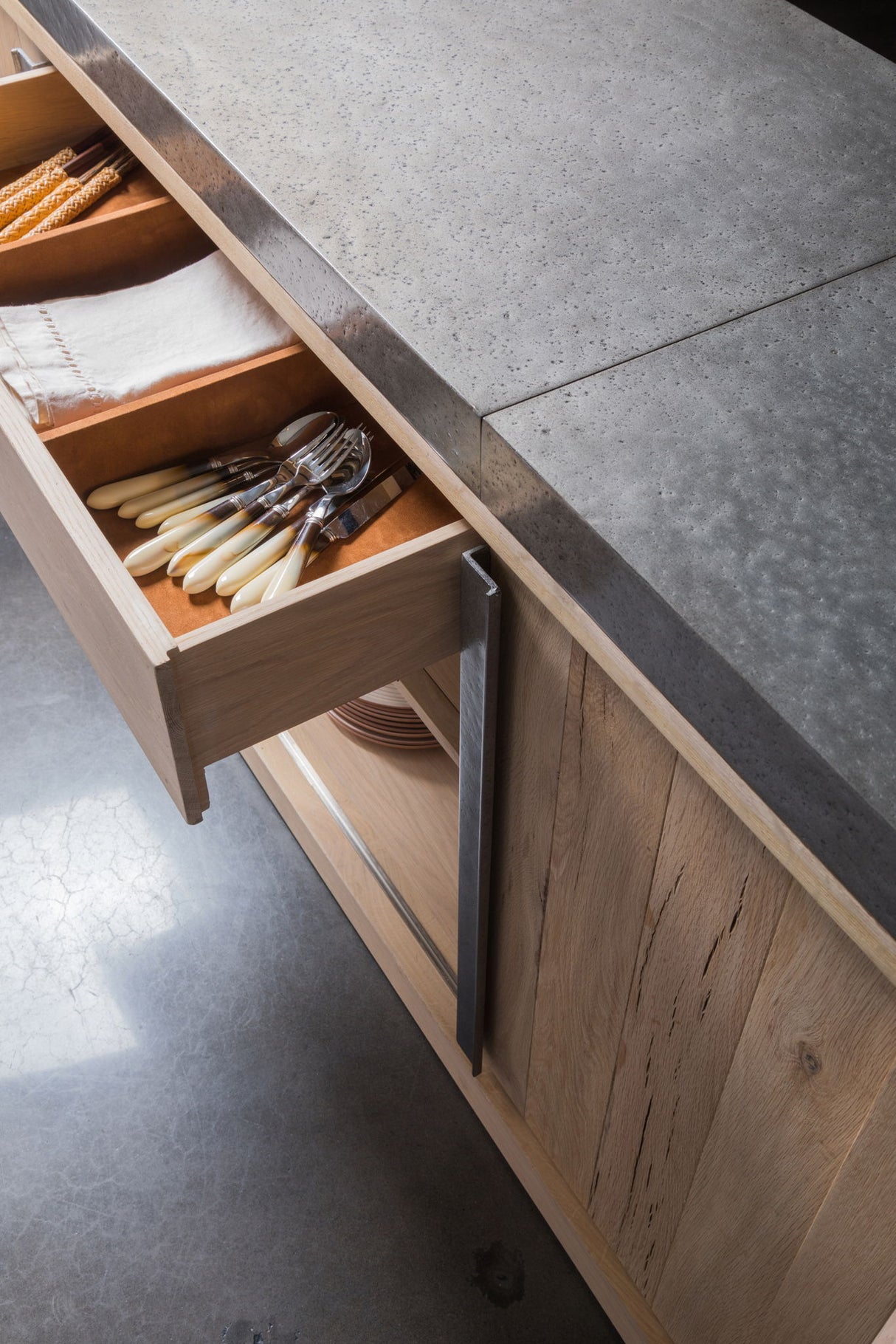 Verite - Buffet - Light Brown