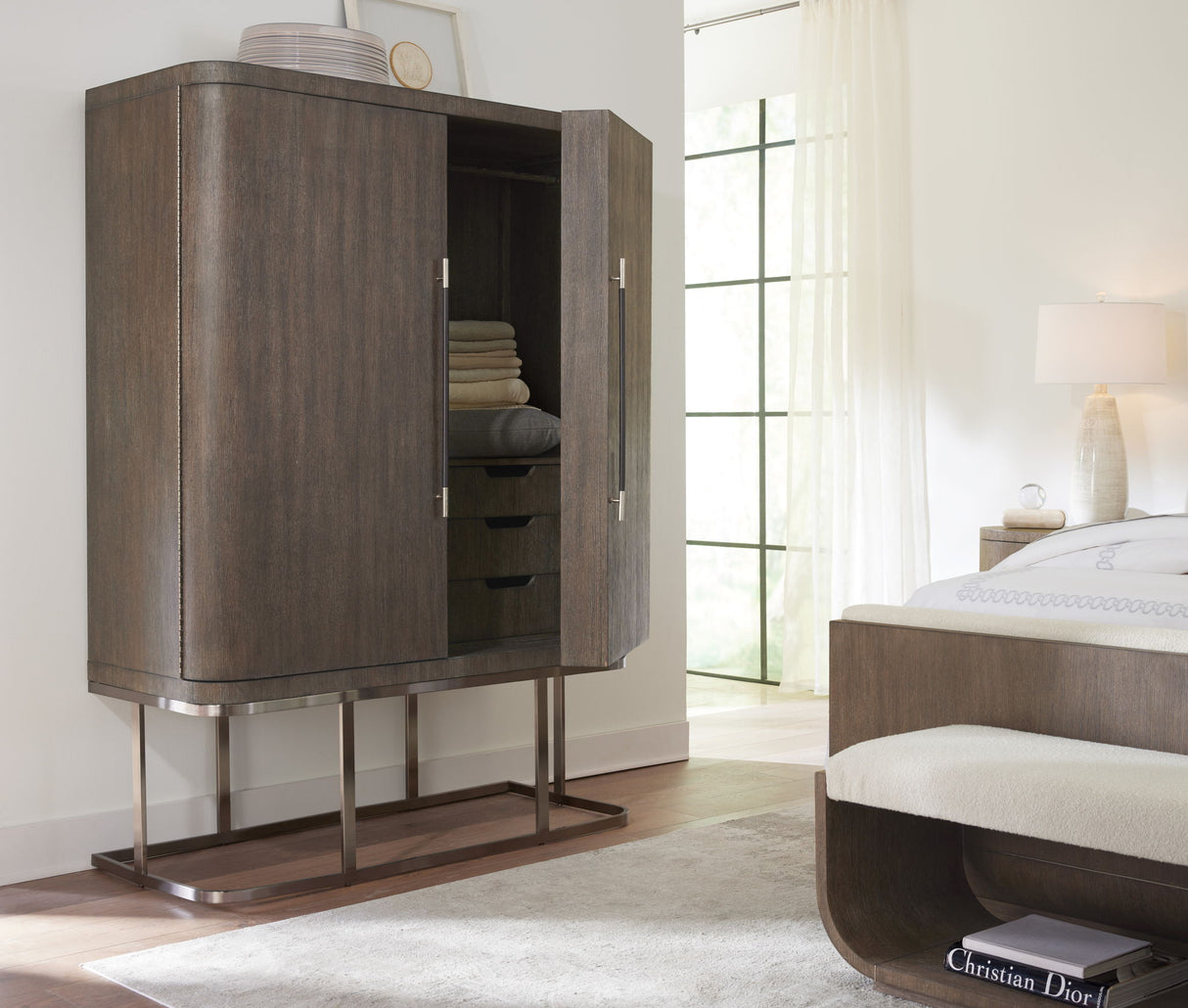 Modern Mood - Wardrobe