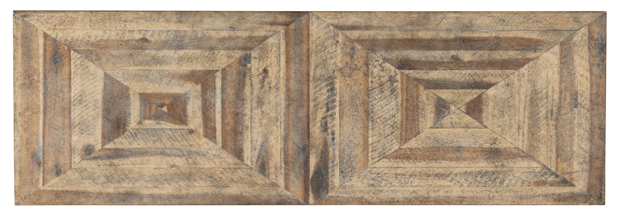 Commerce And Market - Saint Armand Chest