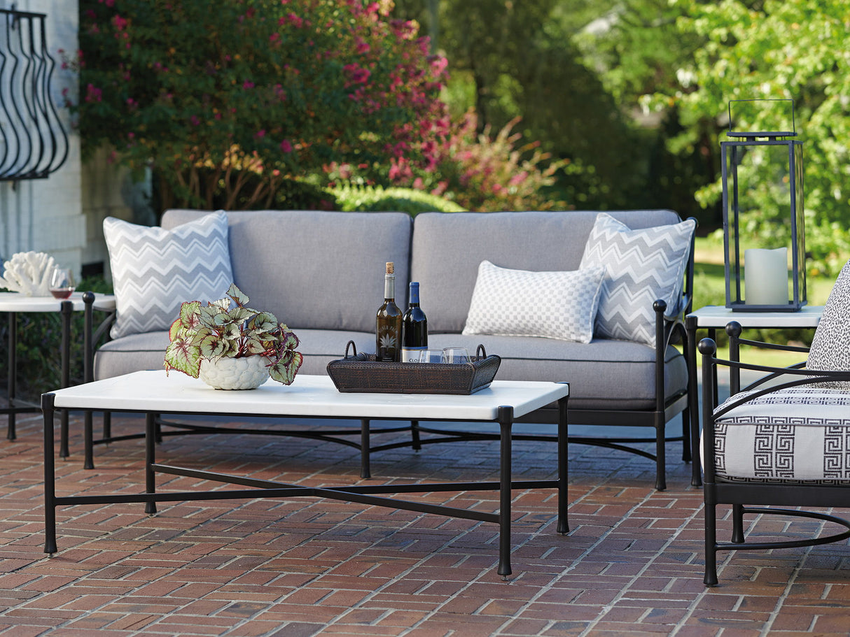 Pavlova - Rectangular Table