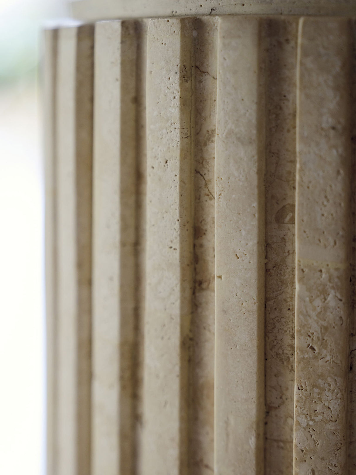 La Costa - Culver Chairside Table - Beige