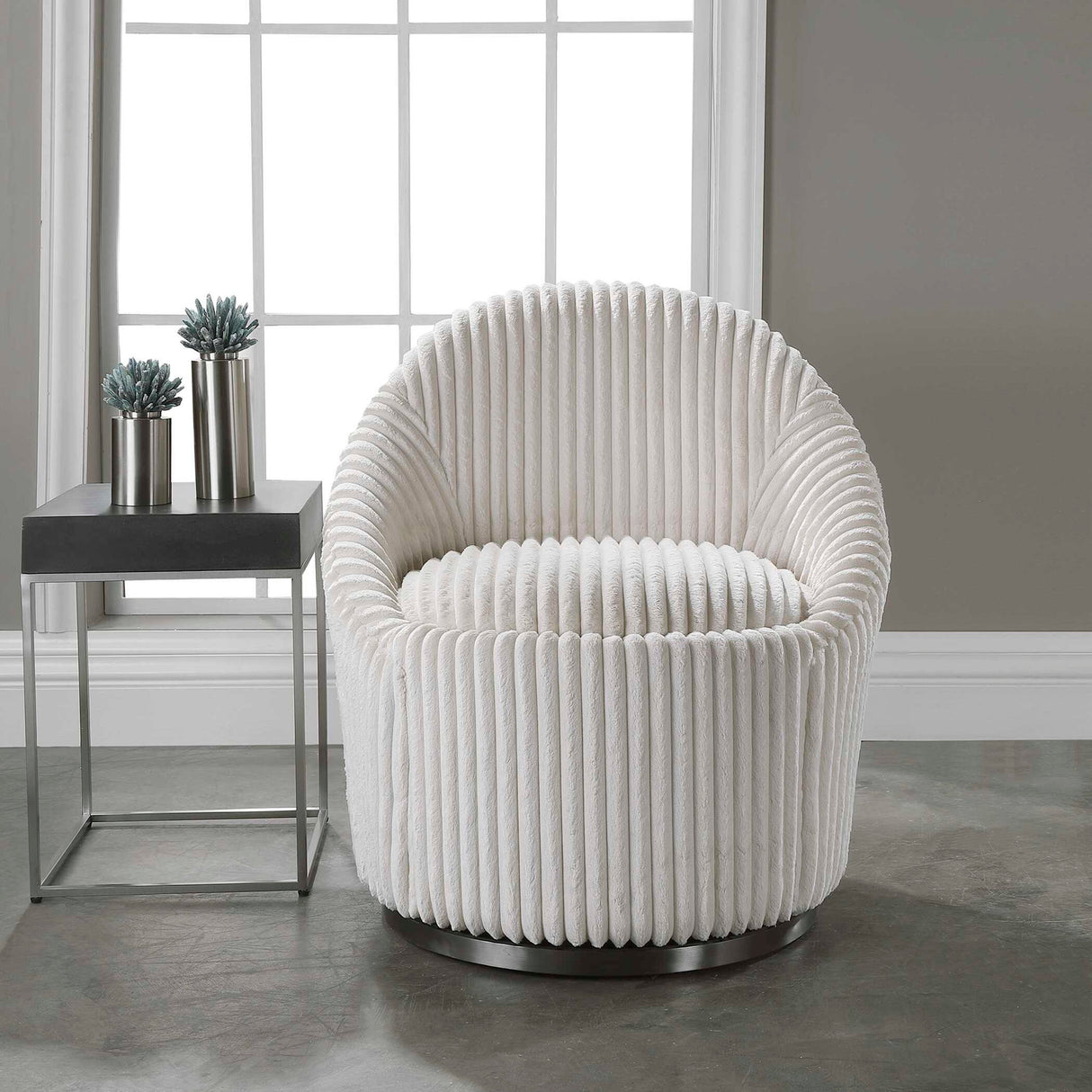 Crue - Fabric Swivel Chair