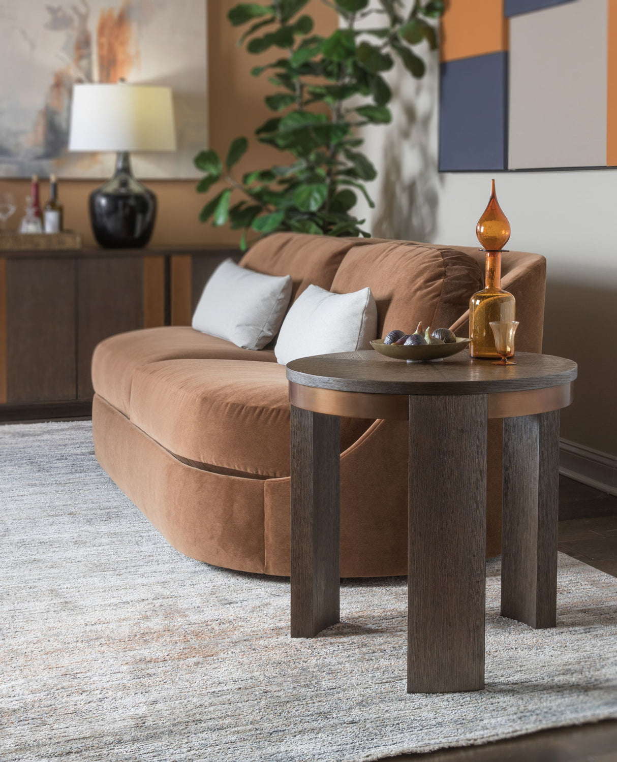 Andare - Round Table