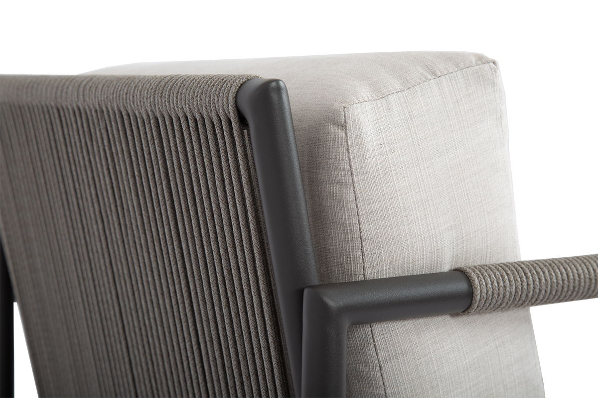 Pietra - Club Chair, No Welt - Echo Ash / Dark Gray