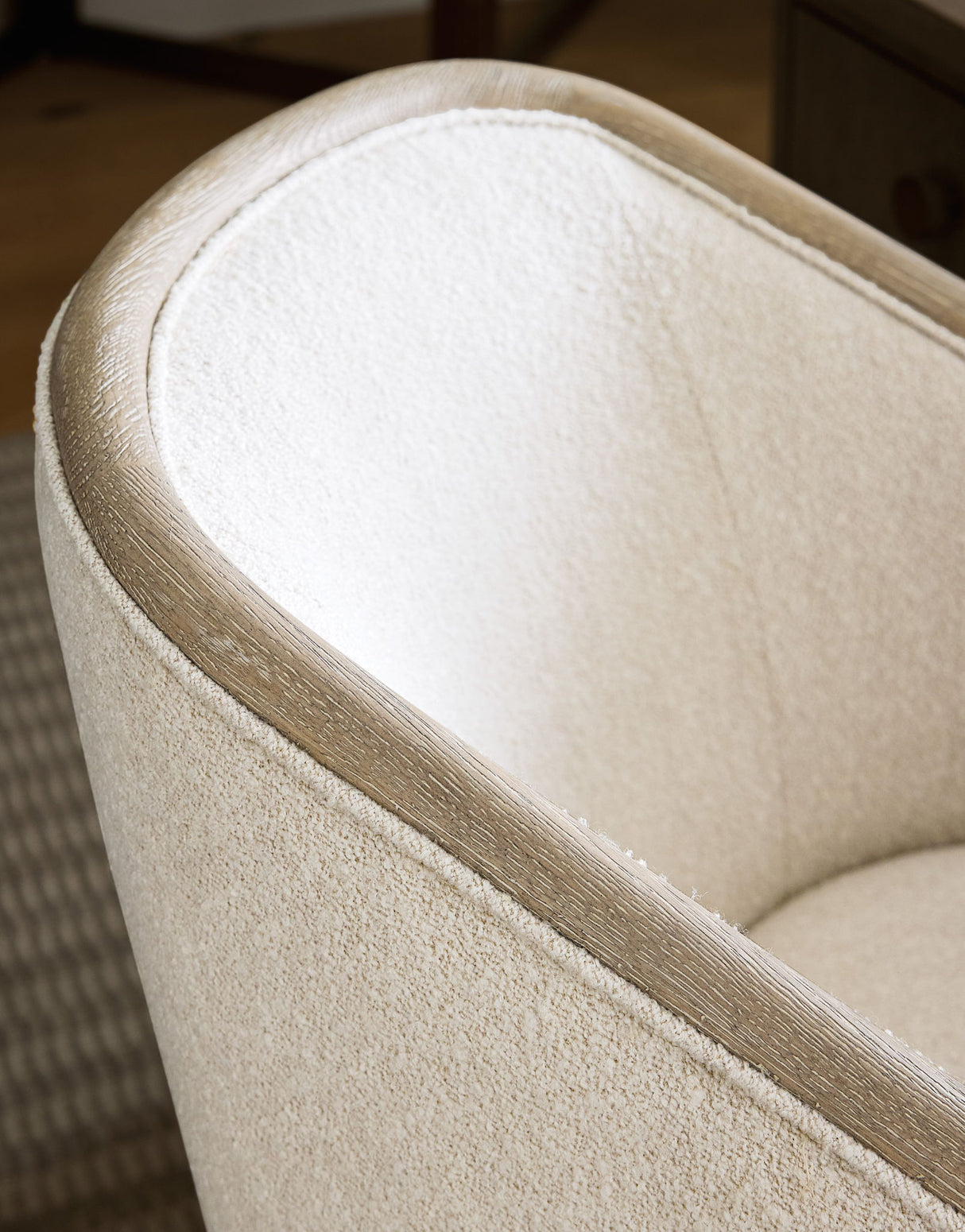 EC - Paloma Executive Swivel Tilt Chair