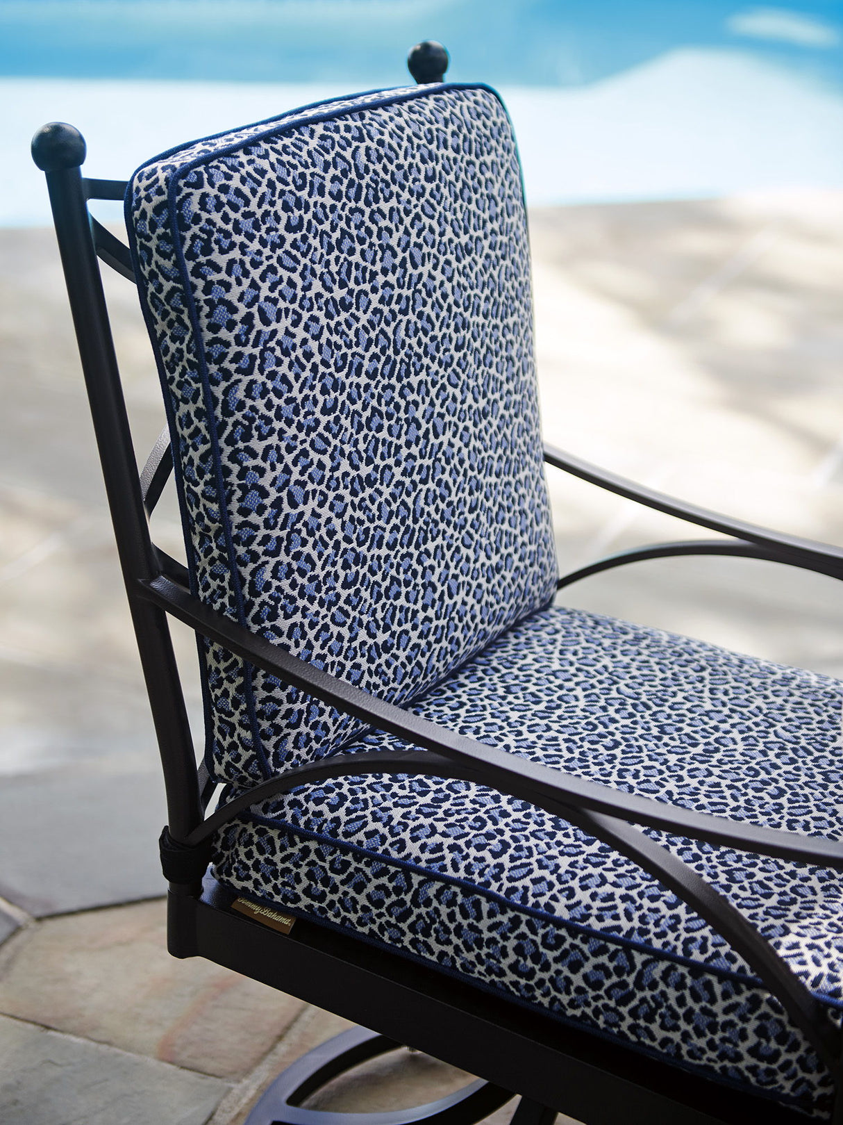 Pavlova - Swivel Rocker Dining Chair