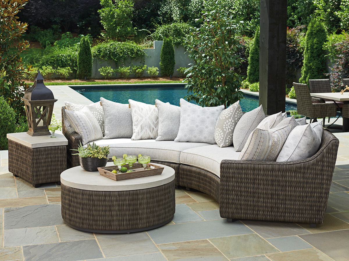 Cypress Point Ocean Terrace - Round Table