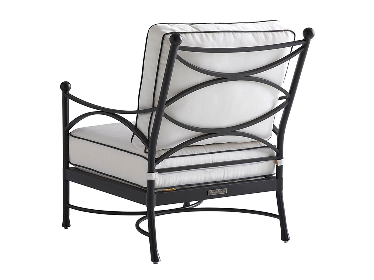 Pavlova - 36" Lounge Chair - White