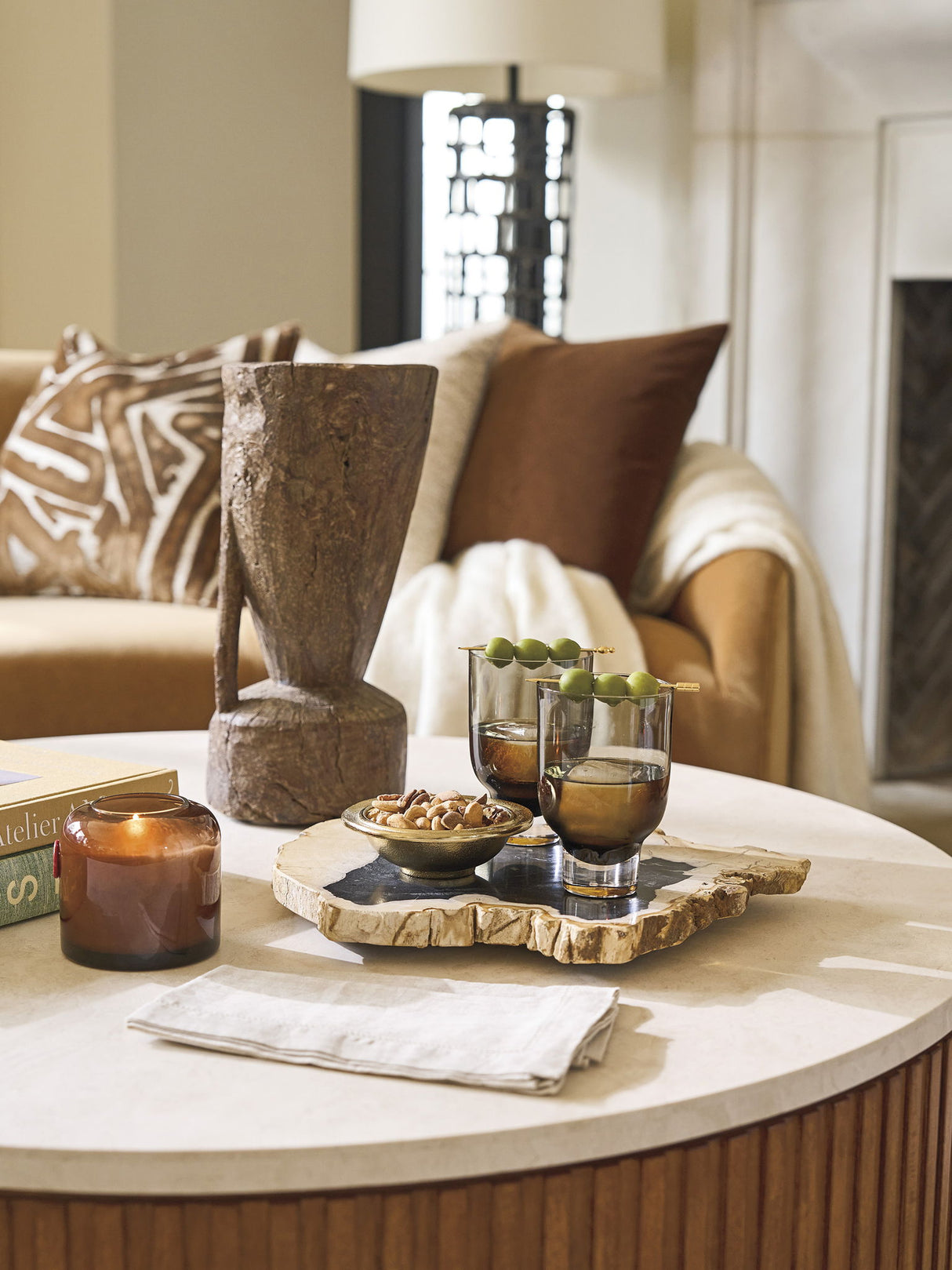 La Costa - Avenida Round Table