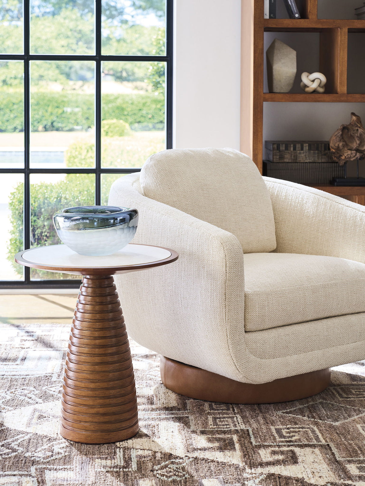 La Costa - Ortega Accent Table - Dark Brown / Beige