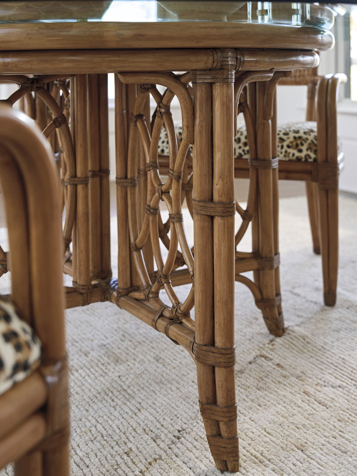 Key Biscayne - 54" Emerald Bay Dining Table