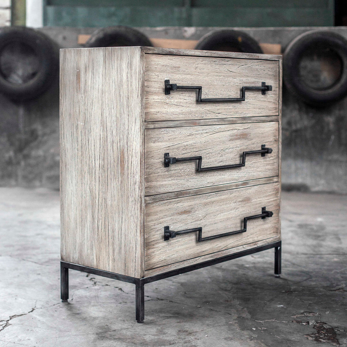 Jory - Accent Chest - Aged Ivory
