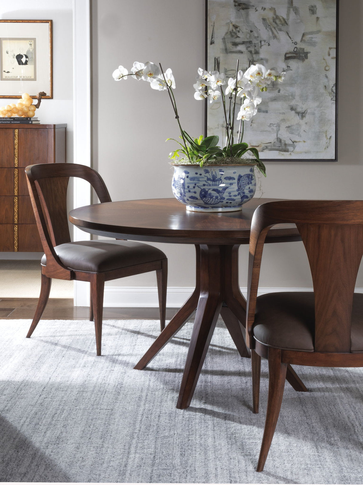 Signature Designs - Beale Round Dining Table - Dark Brown