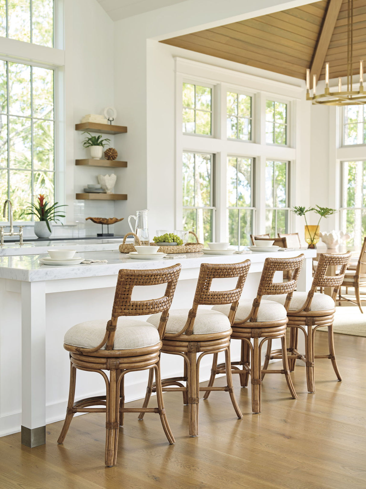 Key Biscayne - Bay Harbour Swivel Bar Stool