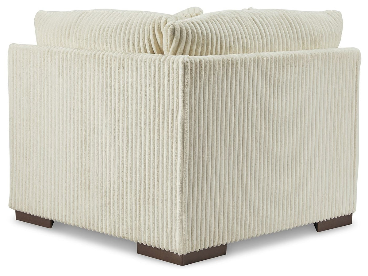 Lindyn - 4 Piece Sectional