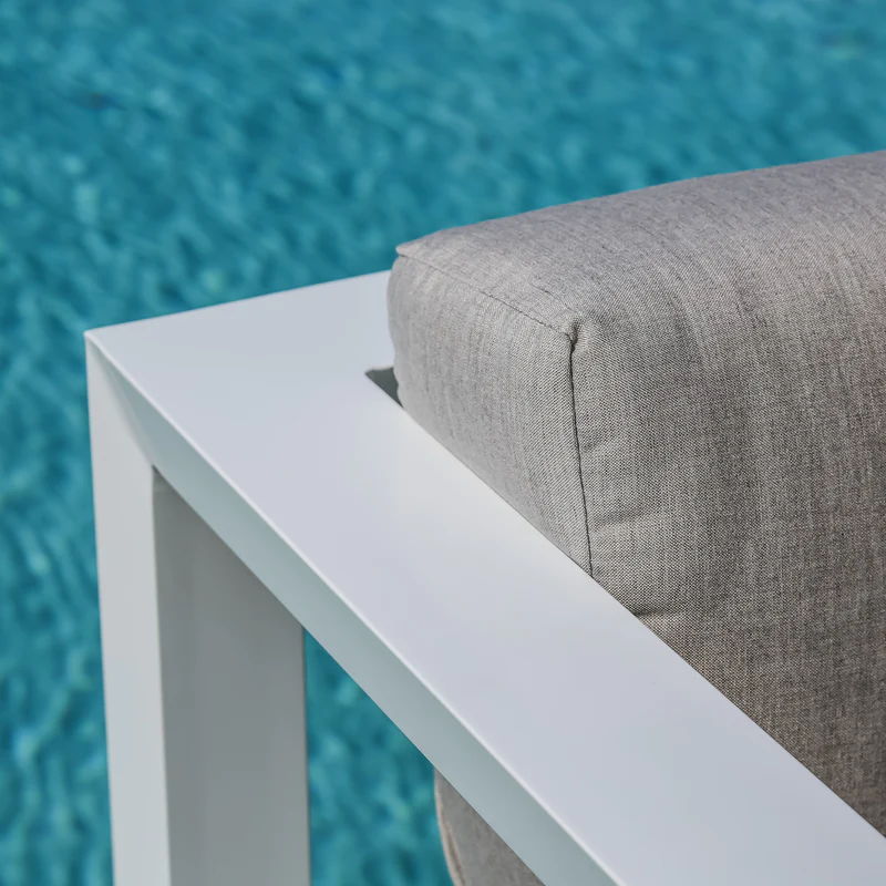 Newport - Swivel Club, No Welt - Cast Silver / White