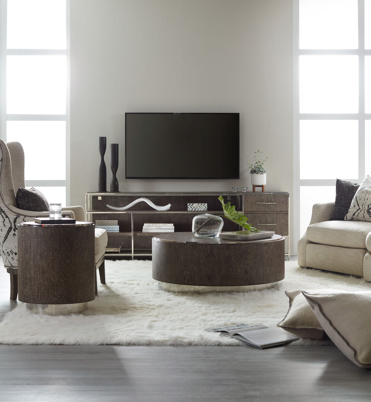 Melange - Storia Round End Table