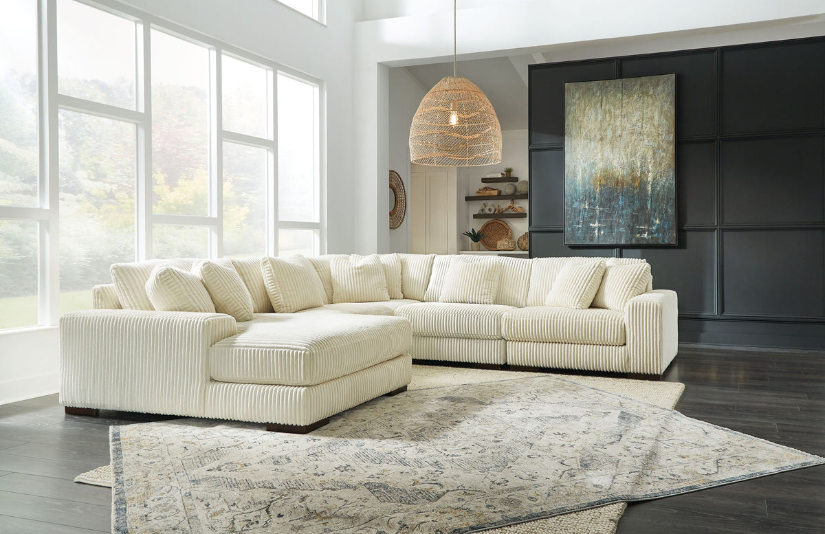 Lindyn - 5 Piece Sectional