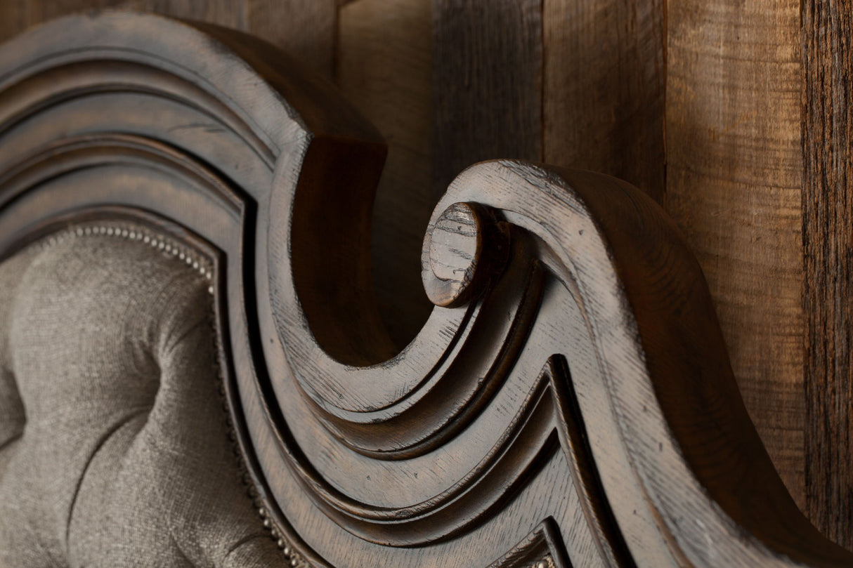 Fair Oaks - Upholstered Bed