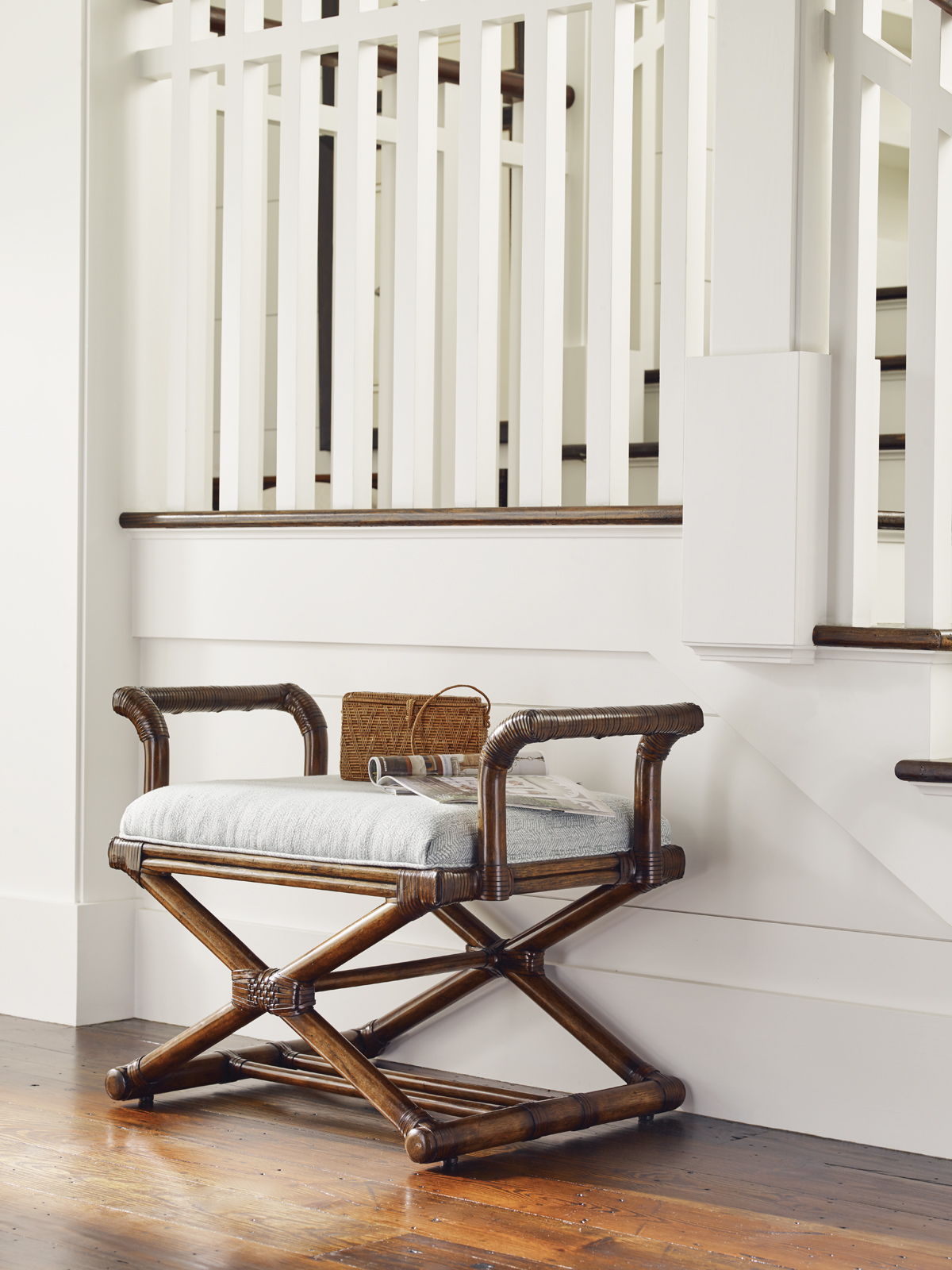 Bali Hai - Echo Beach Bench - Dark Brown / White