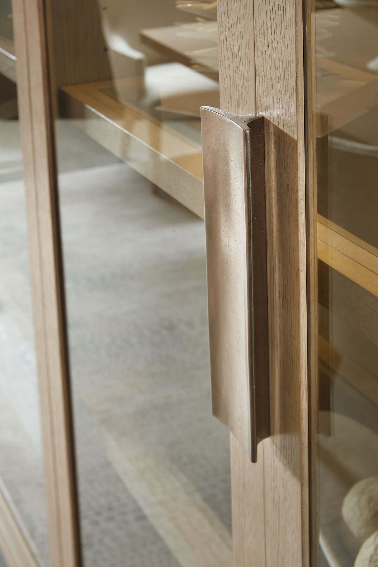 Westwood - Display Cabinet - Beige