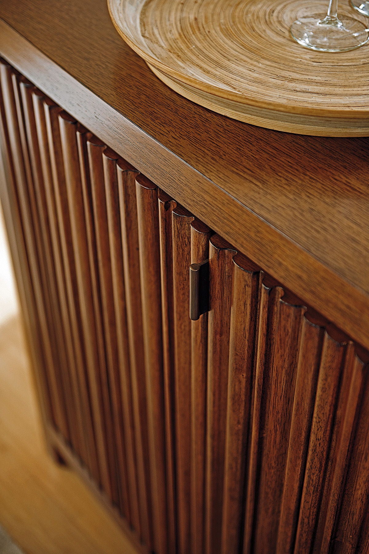 Island Fusion - Sapporo Buffet - Dark Brown